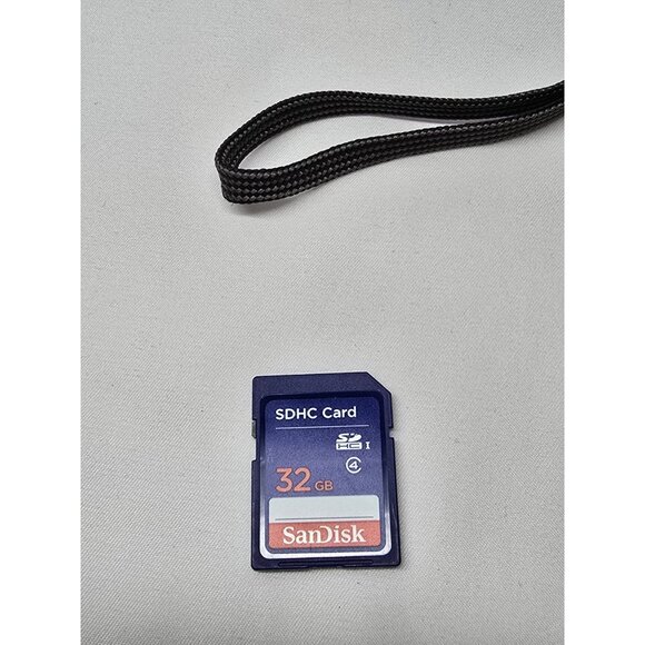 Nikon COOLPIX S33 13.1MP 3x Zoom Waterproof Compact Digital Camera Blue - Picture 2 of 13